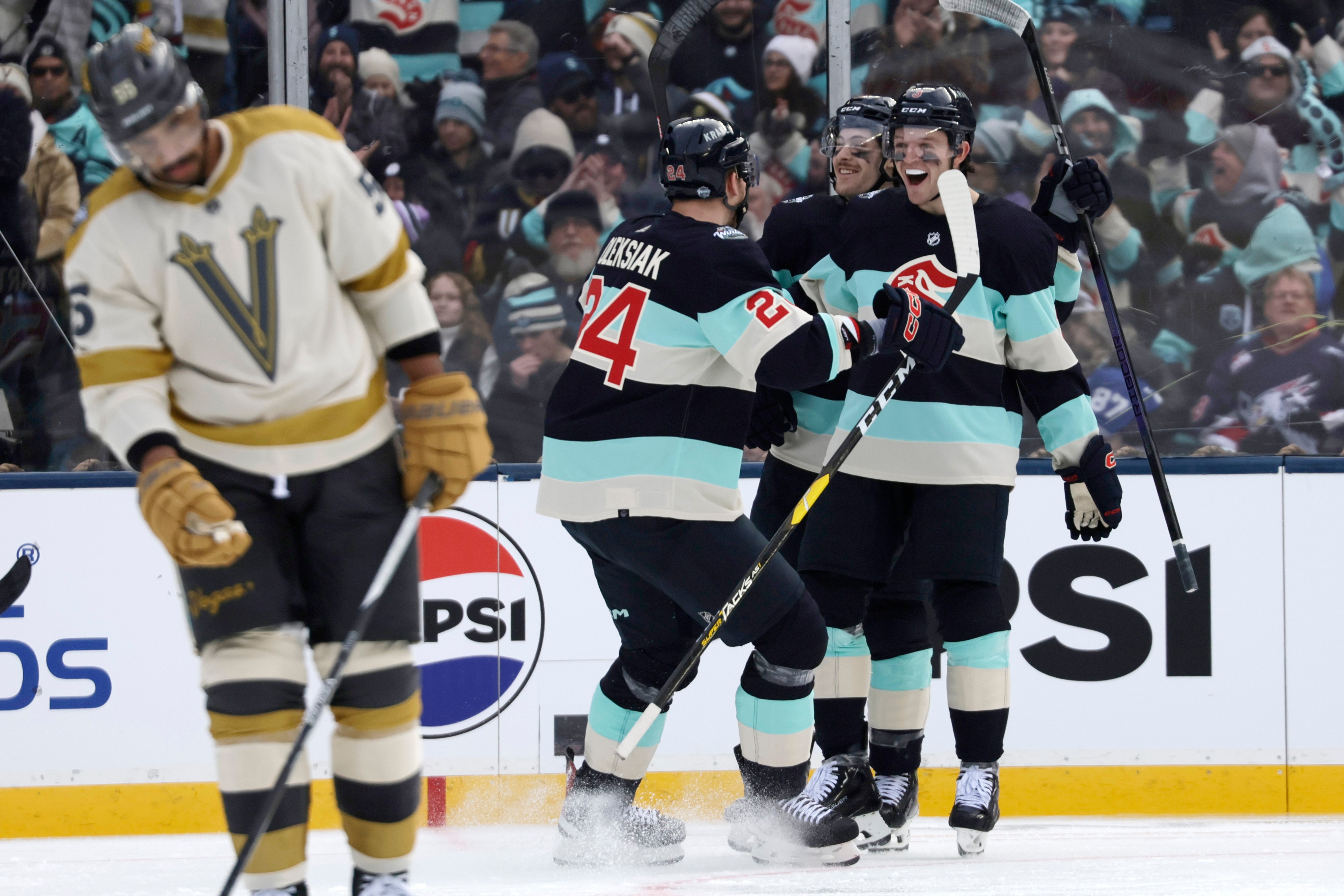 Winter Classic v NHL, Seattle vyhral nad Vegas pod otvoreným nebom